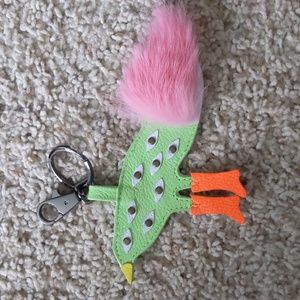 NWOT Min & Mon Bird in Boots keychain - green.